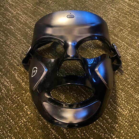 Dr. Dennis Gross LED Mask - Picture 1 of 4